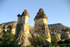 Turkey - Cappadocia - Goreme (Nevsehir province): fairy chimneys III - Göreme National Park - Unesco world heritage site (photo by R.Wallace)
